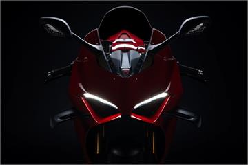 2023 Ducati Panigale V4 & Streetfighter V4抵台！想當大A哥就差這一輛！