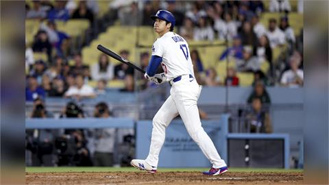 MLB(影)／大谷翔平特別的「42號」球衣競標破千萬！附上MVP簽名球迷搶瘋