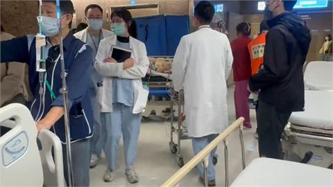 急診塞爆！第一線醫護求救　林靜儀竟酸「呵呵　小腦袋」