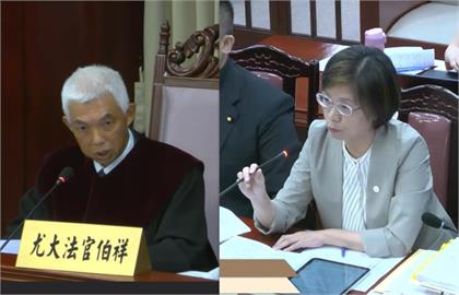 翁曉玲為開憲法庭「2天只睡3小時」？鄭佩芬直言「蛋頭學者」