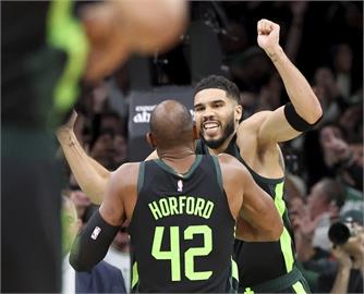 NBA(影)／暴龍虧大了!　昨遭塞爾提克Tatum絕殺　今聯盟證實走步漏判
