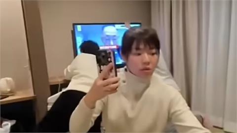 快新聞/超狂!青森7.5強震「豁命保護電視機」 日網:謝謝妳台灣