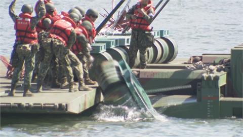 漢光演習聚焦保衛政經中樞　淡水河口防衛演練阻絕敵軍侵入