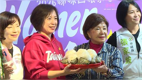 「挺WOMEN」女力爆發　何欣純自曝內參民調年輕人挺我