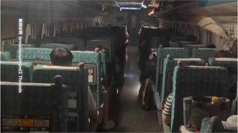 高鐵桃園－新竹深夜停駛！　列車沒燈沒冷氣　乘客摸黑行動