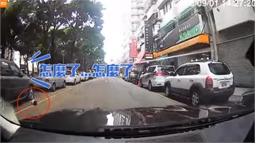驚！兩歲童突竄馬路 轎車煞不住撞飛5米
