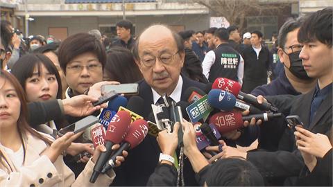 快新聞／現身柯爸告別式　柯建銘：儘管政治立場不同仍盼柯文哲健康