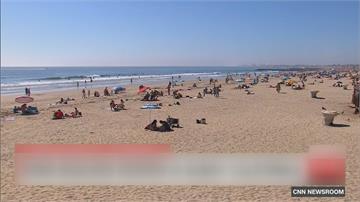 疫情趨緩天氣溫暖 加州海灘湧現人潮