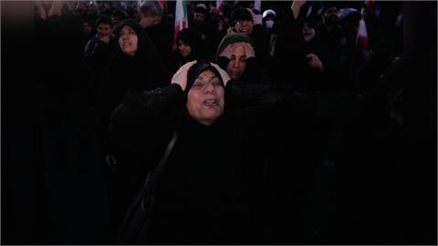 哈米尼遇襲身亡！伊朗貨幣里亞爾暴跌30%　崩至175萬兌1美元