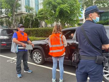 快新聞／高鐵台中站白牌車亂象多　中市府取締28件開罰扣照