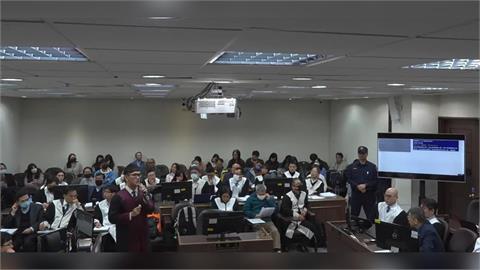 快新聞／《動物農莊》名言爆紅！帥檢論告感動人心　柯文哲引《平庸的邪惡》金句反擊