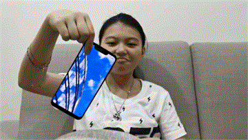  SHARP OLED 曲面螢幕 地表上最輕的旗艦級智慧手機 SHARP AQUOS zero 開箱 評測 分享: facebook PLURK twitter  