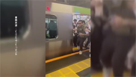 日本JR山手線驚傳「有人持刀」　乘客恐慌逃難推擠釀3傷