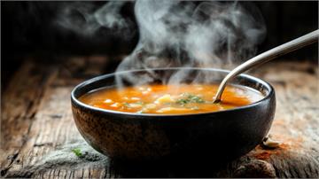 超過65°C熱湯是致癌物？醫師示警：罹食道癌風險高2.5倍