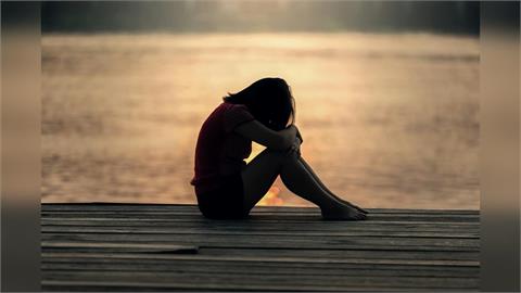 「乾女兒」陪看房遭脫衣性侵！台南乾爹老闆狂喊：一次就好