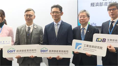 台灣秀"醫療+科技"實力! 經濟部產業技術司秀15項技術