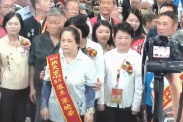 參拜白沙屯媽祖竟動手移開爐主遭罵翻　張麗善一早道歉了！