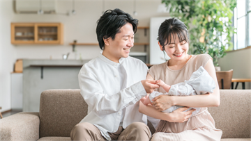 台灣生育率持續探低，光靠育兒津貼根本不夠？ 醫建議：改變「1現狀」才是治本之道