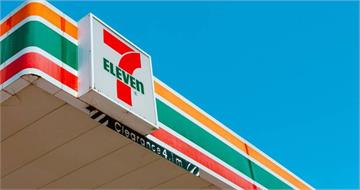 小7店員「自掏腰包買電池」幫嬤修血壓機！4萬人敲碗加薪　官方回應了