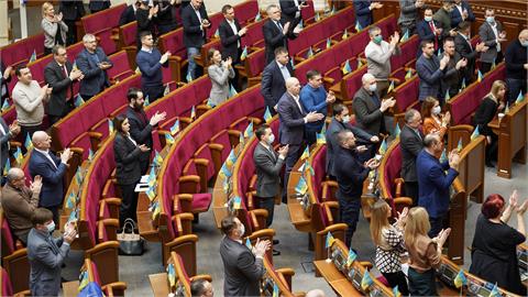 快新聞／烏俄情勢緊張！烏克蘭國會通過　將制裁351位俄羅斯國會議員