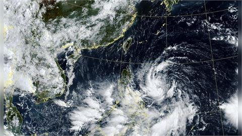 輕颱「紅霞」恐明晨生成！最新路徑、暴風圈範圍曝光