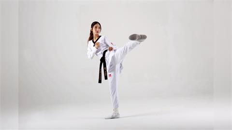 國手黃映瑄踢腿照引性騷留言！發律師聲明　要求霸凌者公開道歉