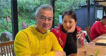 靠AI救命！郁方丈夫上機前肚子不適　「問診ChatGPT」急在國外動手術