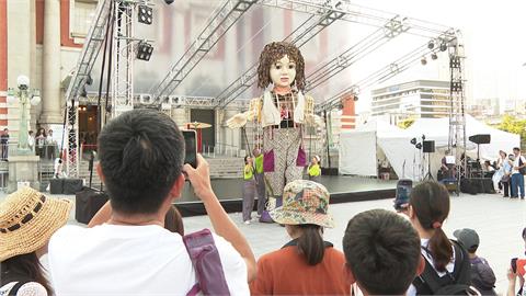 台灣文化登"大阪關西世博"　4.2公尺戲偶向世界招手！