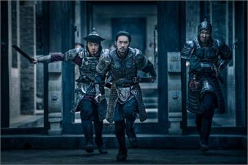 易烊千璽演出張藝謀新作《滿江紅》　「爆冷門」奪下影帝遭網友抗議