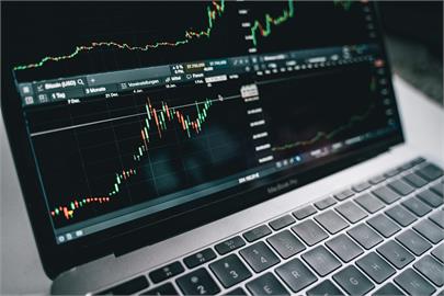 關稅戰愈演愈烈且無停歇跡象　專家：科技股後市仍可期
