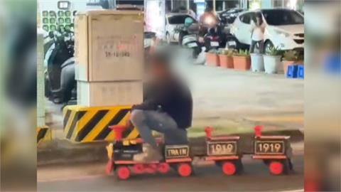 「湯瑪士小火車」真人版？　台中太平驚見小火車開上路