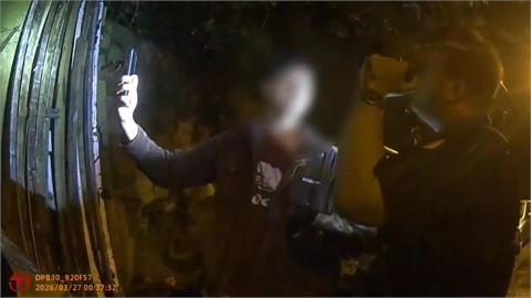 快新聞／下場慘了！國道警酒駕拒測逃給警察追　喊「學長」求饒也沒用