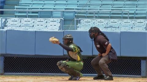 古巴全國棒球錦標賽　四名女裁判同場執法史上首見