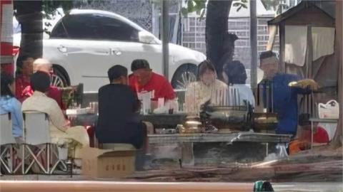 屏東潮州公園驚現不明團體　利用公園祭祀　將依規開罰