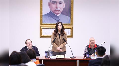 快新聞／鄭麗文曝馬英九狀況不好、趙少康很難溝通？國民黨認了「這些事」...