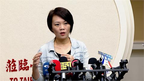 政治獻金爭議延燒　簡舒培爆「李婉萱」兼木可、柯競總員工