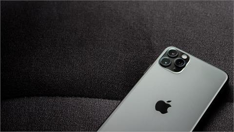 分析師：iPhone 15 Pro Max開案晚　量產恐延遲