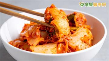 泡菜幫排塑膠微粒？研究發現特定益生菌是功臣　但人體效果待證實