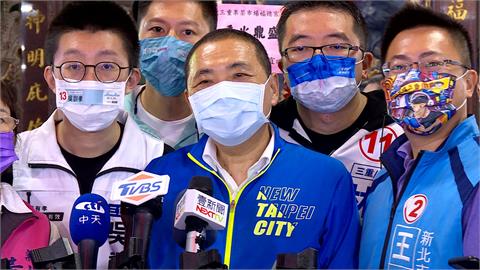 侯友宜訪視三重果菜市場 傾聽攤商需求