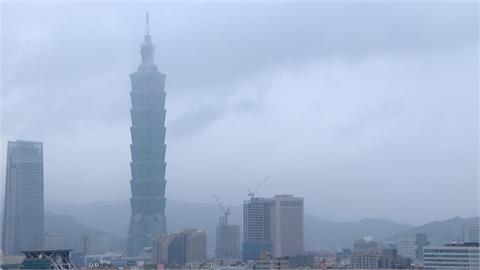 新一波降溫來了！鄭明典曬「冷平流雲系」圖示警：已到台灣北部近海