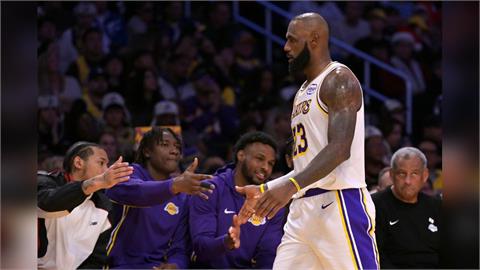 NBA(影)／湖人41歲詹皇下季退休？今親自透露宣布「時間點」引起球迷關注！