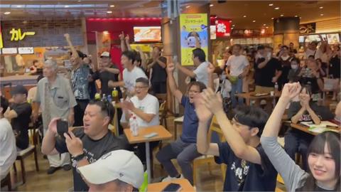 全村的希望成功爭光！　「沖繩尚學」奪下夏季甲子園首冠