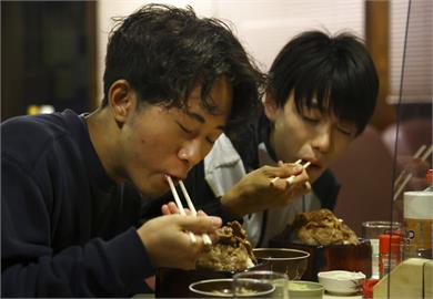 北海道室蘭工業大學　供學生「100日圓」餐點
