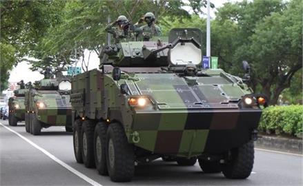 快新聞／陸軍八輪甲車熄火受困暴漲溪水中　六軍團：人裝均安