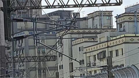 突然沒電！普悠瑪卡汐止五堵間　250名乘客延誤136分鐘