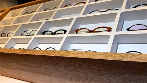 連鎖眼鏡店被檢舉未設「驗光所」違法  僅一合法驗光師