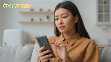 AI陪病時代1/患者帶AI建議進診間成趨勢 真實醫病互動為何仍不可取代?