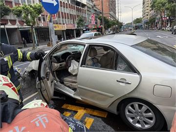 三峽車禍「駕駛視角」成關鍵！肇事車行車紀錄器疑毀損　檢警急拆ECU判讀