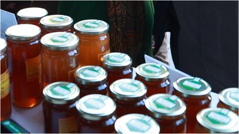 歐美圈暴紅「生薑蜂蜜汁」風潮席捲來台…專家曝「最佳飲用時間」：不宜過量！