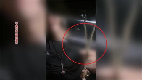 直播賣佛具竟亮槍秀彈匣涉嫌恐嚇！　警火速逮人